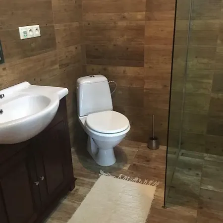 Kormanovska Chata - Kycera Apartment